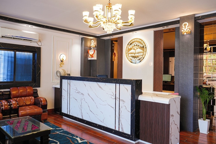 Imagen de los interiores del Hotel Adarsh, Patna. Foto 15