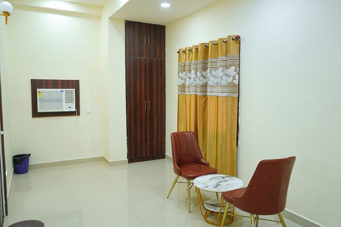 Imagen de la habitación del Hotel Adarsh, Patna. Foto 10