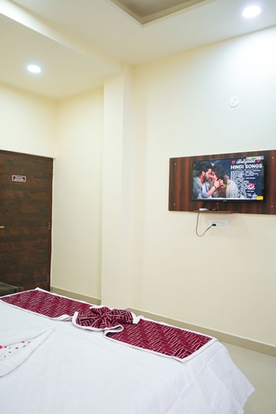 Imagen de la habitación del Hotel Adarsh, Patna. Foto 11