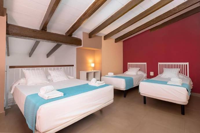 Imagen de la habitación del Hotel Adarve Flats. Foto 12