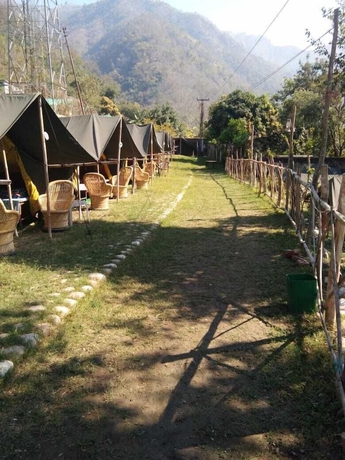 Imagen general del Hotel Adb Rooms Adventure Guru Byasi. Foto 4