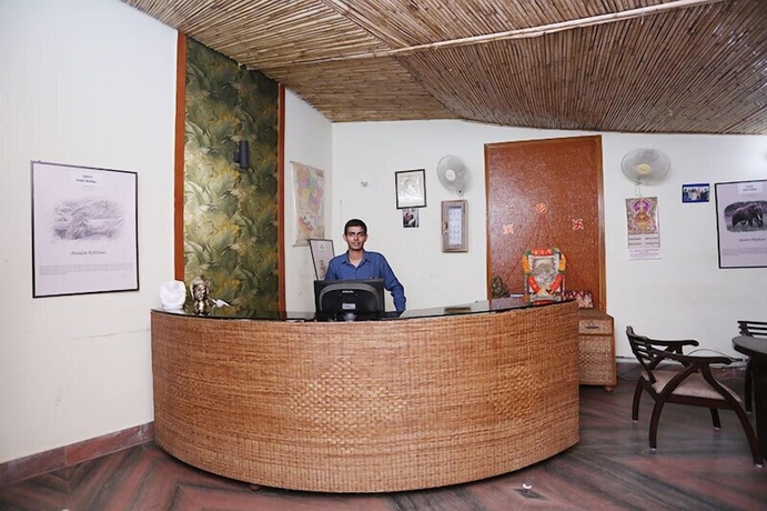 Imagen de los interiores del Hotel Adb Rooms Corbett Jungle Holiday SPA. Foto 18