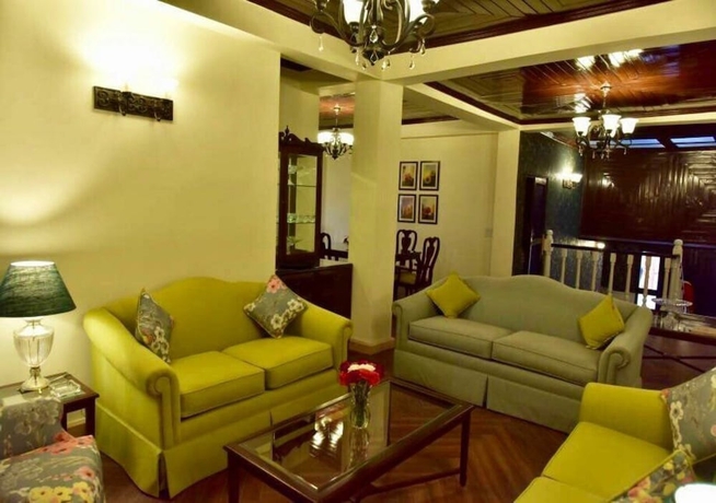 Imagen de los interiores del Hotel Adb Rooms The Oak Tree House. Foto 16