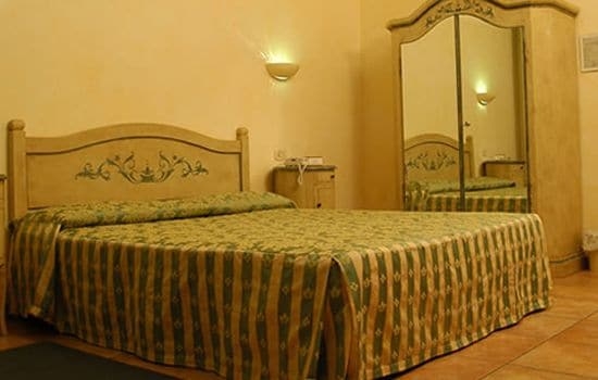 Imagen de la habitación del Hotel Adda. Foto 12