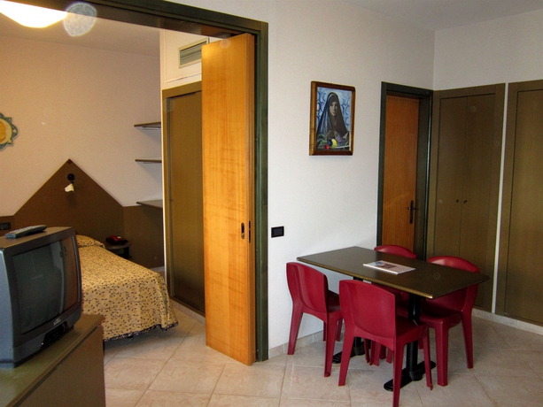 Imagen de la habitación del Hotel Addaura Village E Congressi. Foto 3