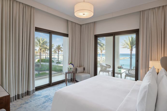 Imagen de la habitación del Hotel Address Beach Resort Fujairah. Foto 16
