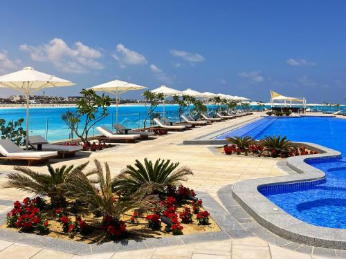Imagen general del Hotel Address Beach Resort Marassi. Foto 13