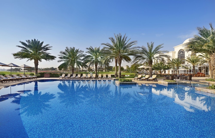Imagen de la piscina del Hotel Address Montgomerie. Foto 16