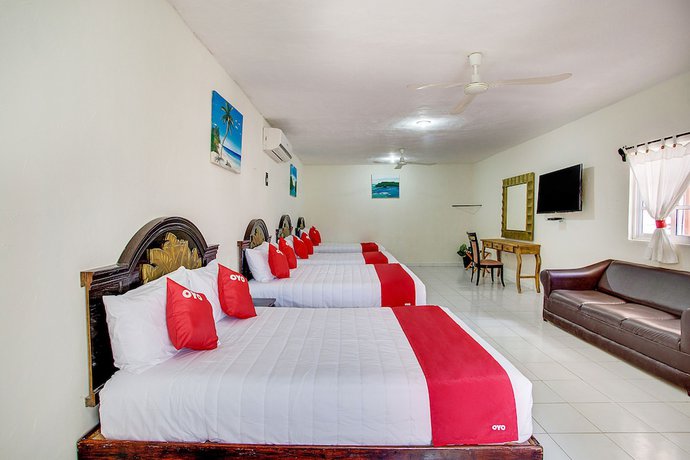 Imagen de la habitación del Hotel Addy. Foto 9