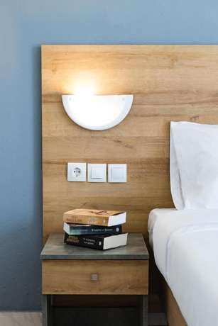 Imagen de la habitación del Hotel Adel Paradise. Foto 7