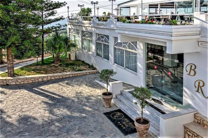 Imagen de los exteriores del Hotel Adel Paradise. Foto 11