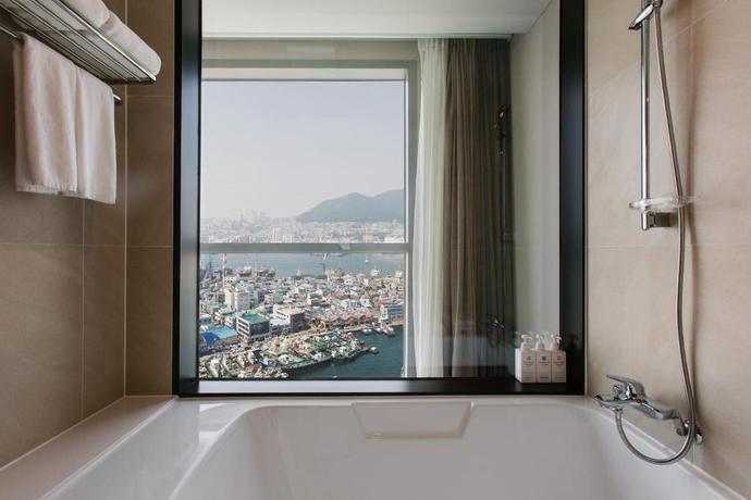 Imagen general del Hotel Adela, Busan. Foto 1