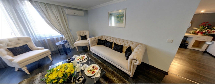 Imagen de los interiores del Hotel Adela Hotel. Foto 16