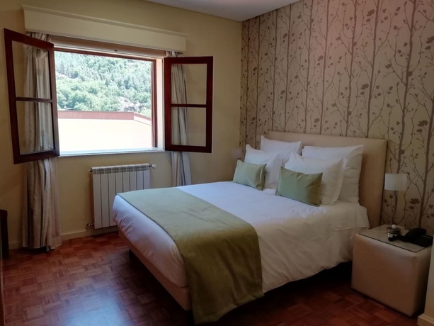 Imagen de la habitación del Hotel Adelaide, Geres. Foto 9