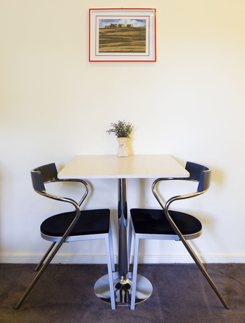 Imagen de la habitación del Hotel Adelaide Granada Motor Inn. Foto 4