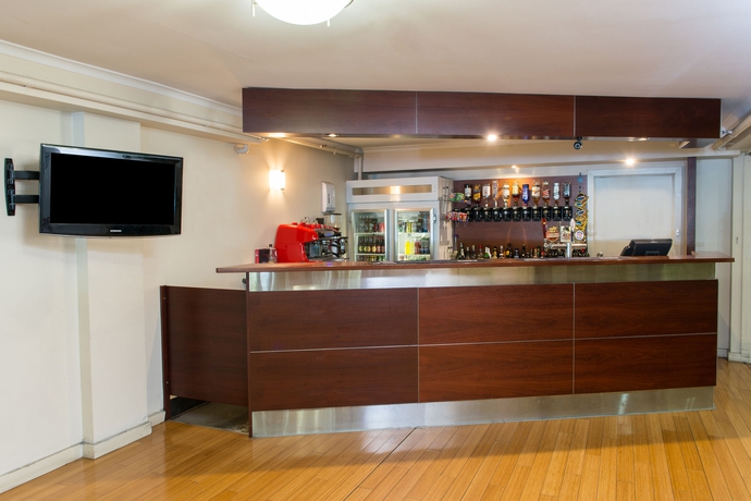 Imagen del bar/restaurante del Hotel Adelaide Royal Coach. Foto 2