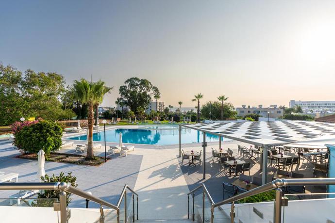 Imagen general del Hotel Adelais Bay. Foto 6