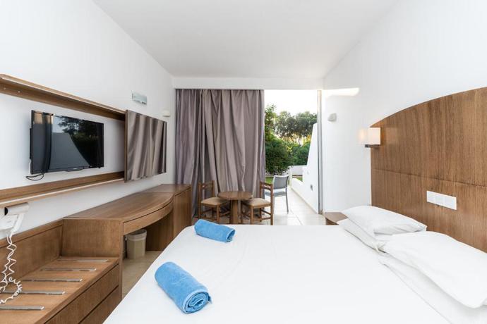 Imagen general del Hotel Adelais Bay. Foto 12