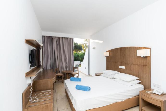 Imagen general del Hotel Adelais Bay. Foto 13