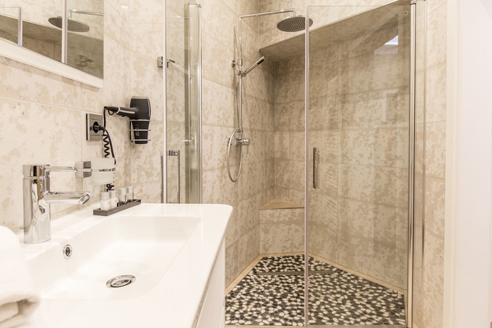 Imagen de la habitación del Hotel Adelhoff. Foto 15