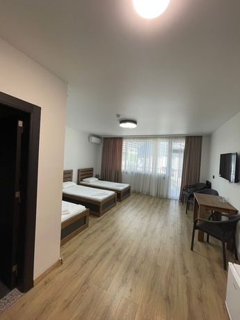 Imagen de la habitación del Hotel Adeli. Foto 4