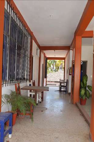 Imagen de los interiores del Hotel Adelita. Foto 17