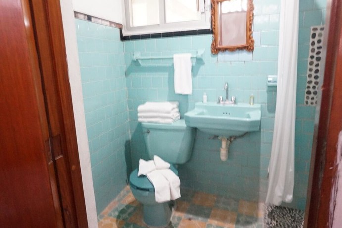 Imagen de la habitación del Hotel Adelita. Foto 5