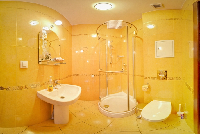 Imagen de la habitación del Hotel Adeliya. Foto 3