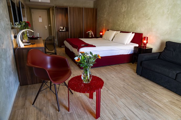 Imagen de la habitación del Hotel Adelphi Boutique. Foto 6