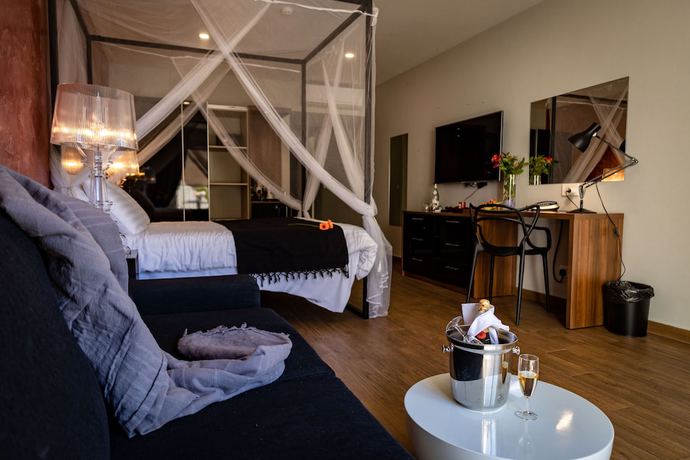 Imagen de la habitación del Hotel Adelphi Boutique. Foto 8
