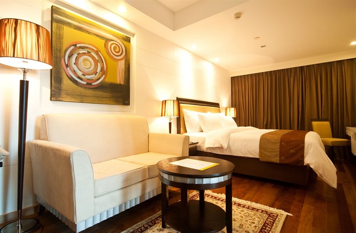Imagen de la habitación del Hotel Adelphi Grande Sukhumvit. Foto 3
