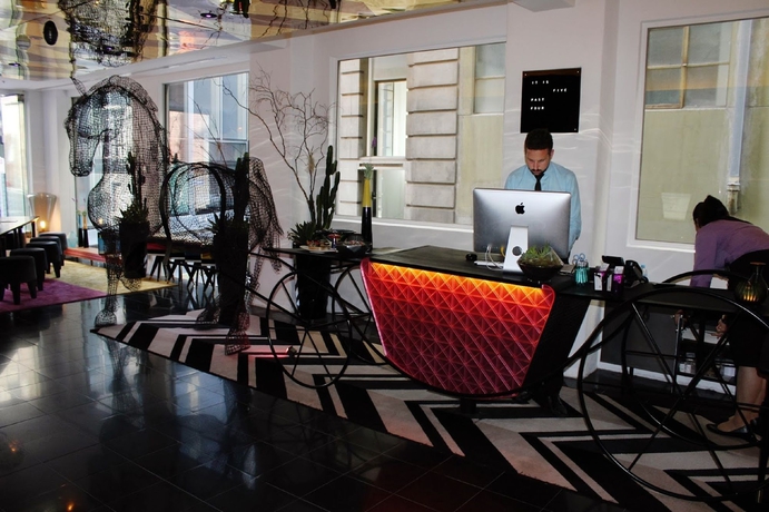 Imagen de los interiores del Hotel Adelphi, Melbourne. Foto 4