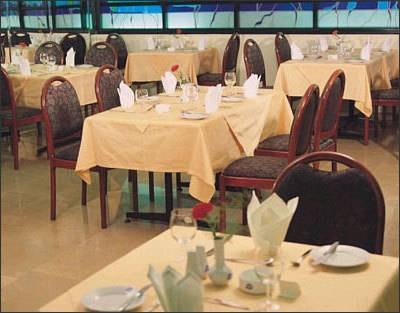 Imagen general del Hotel Aden Hotel. Foto 13