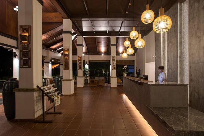 Imagen de los interiores del Hotel Adena Beach Resort. Foto 15