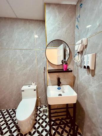 Imagen de la habitación del Hotel Adenia. Foto 11