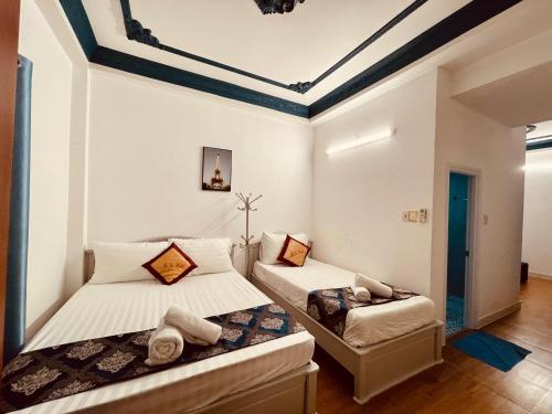 Imagen de la habitación del Hotel Adenia. Foto 14