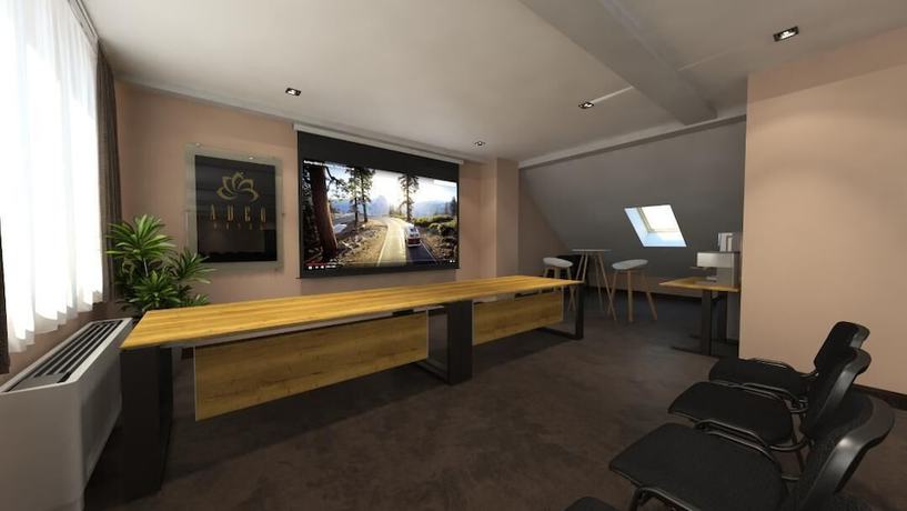 Imagen de los interiores del Hotel Adeo. Foto 15