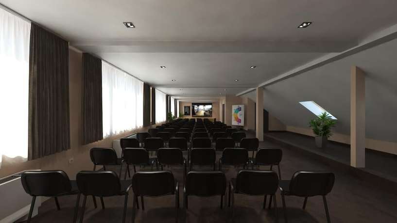 Imagen de los interiores del Hotel Adeo. Foto 16