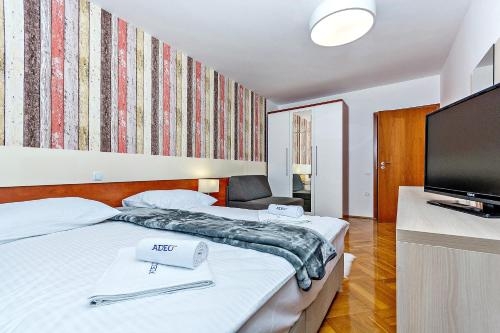Imagen de la habitación del Hotel Adeo, Porec. Foto 8