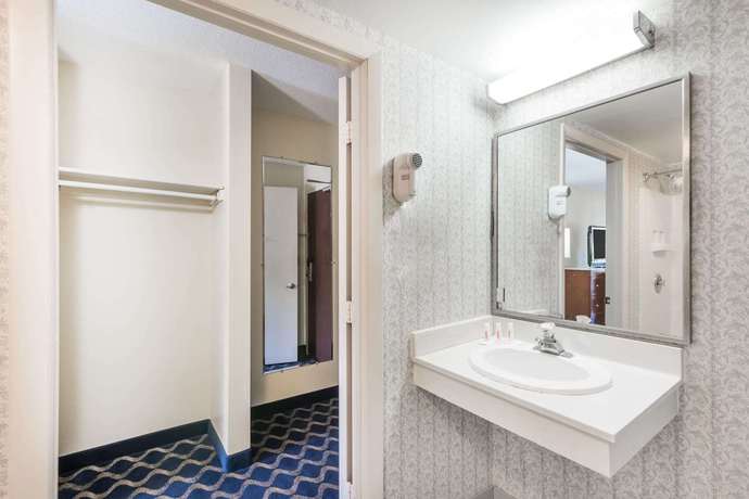 Imagen general del Hotel Aderi Niantic. Foto 3