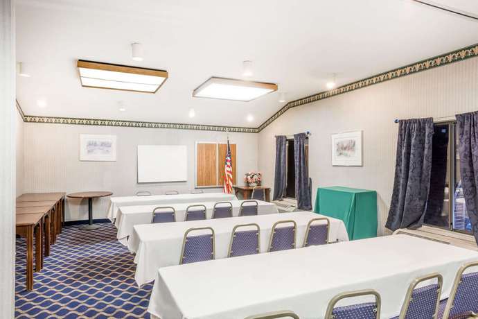 Imagen general del Hotel Aderi Niantic. Foto 7