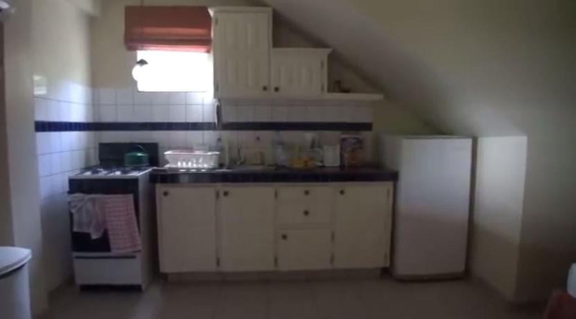 Imagen de la habitación del Hotel Ade's Domicil. Foto 7