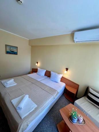 Imagen general del Hotel Adeti Residence. Foto 10