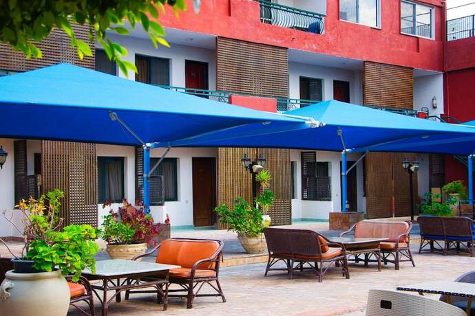 Imagen general del Hotel Adham Compound. Foto 4