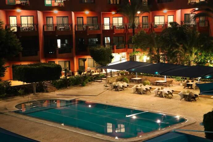 Imagen general del Hotel Adham Compound. Foto 12