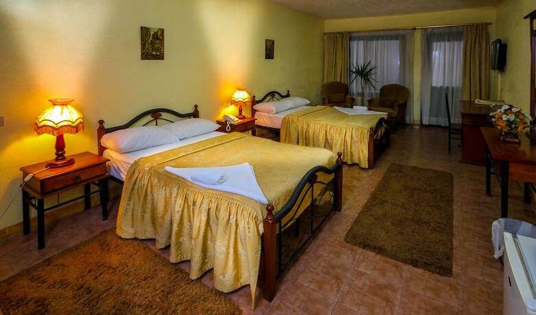 Imagen de la habitación del Hotel Adham Compound. Foto 18