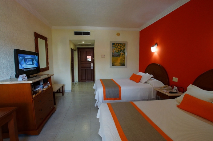 Imagen de la habitación del Hotel Adhara Hacienda Cancun. Foto 10