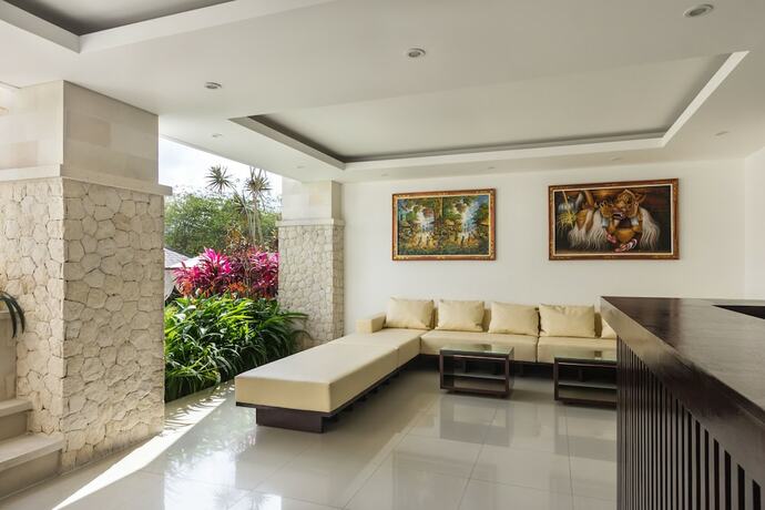 Imagen general del Hotel Adhiloka. Foto 10