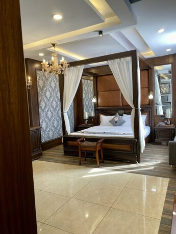 Imagen general del Hotel Adhiraja Palace. Foto 4