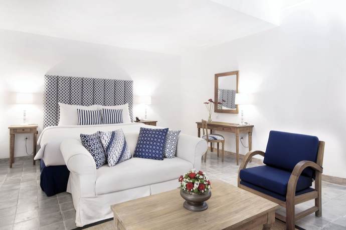 Imagen de la habitación del Hotel Adhisthana Hotel. Foto 11